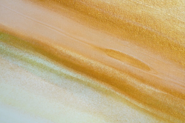 Gold and white gradient